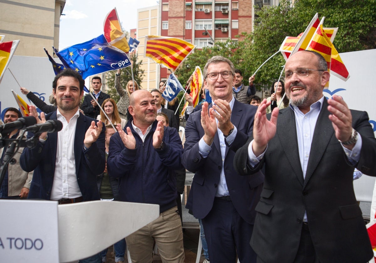 Alberto Núñez Feijoo, en un acto de campaña este martes en Cornellá (Barcelona)