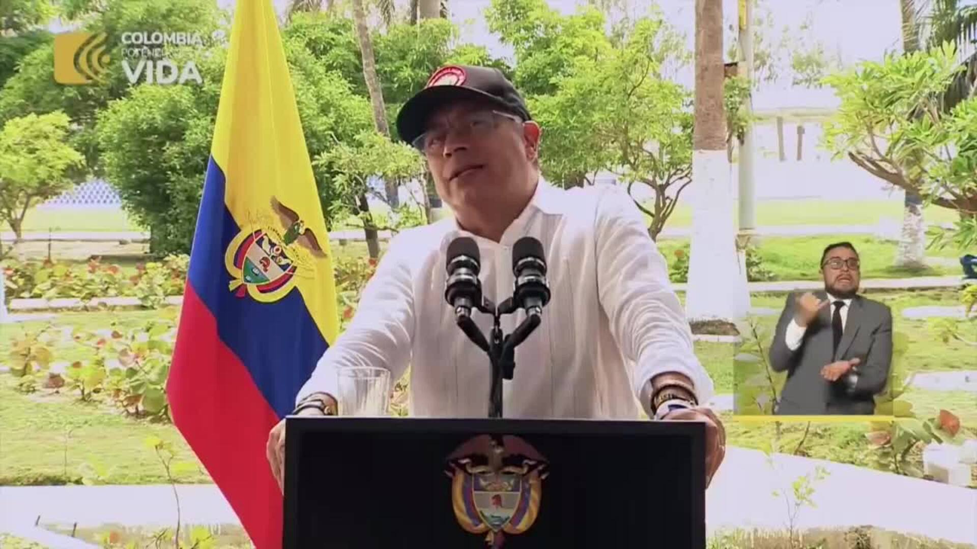 Gustavo Petro pide a la Fiscalía investigar contratos de los últimos 8 ...