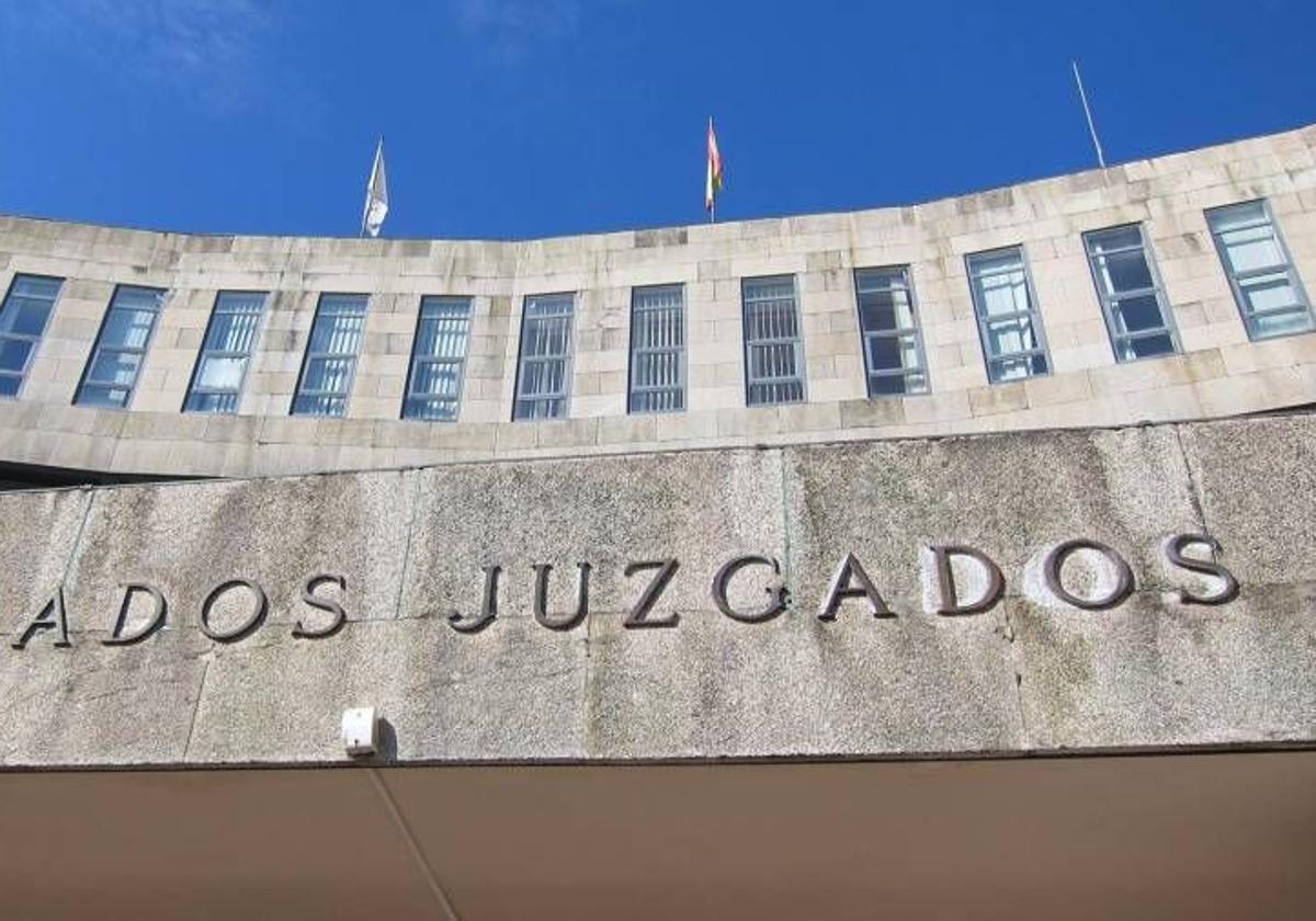 Condenado a 17 años de cárcel por agredir sexualmente a la hija menor de su pareja durante diez años