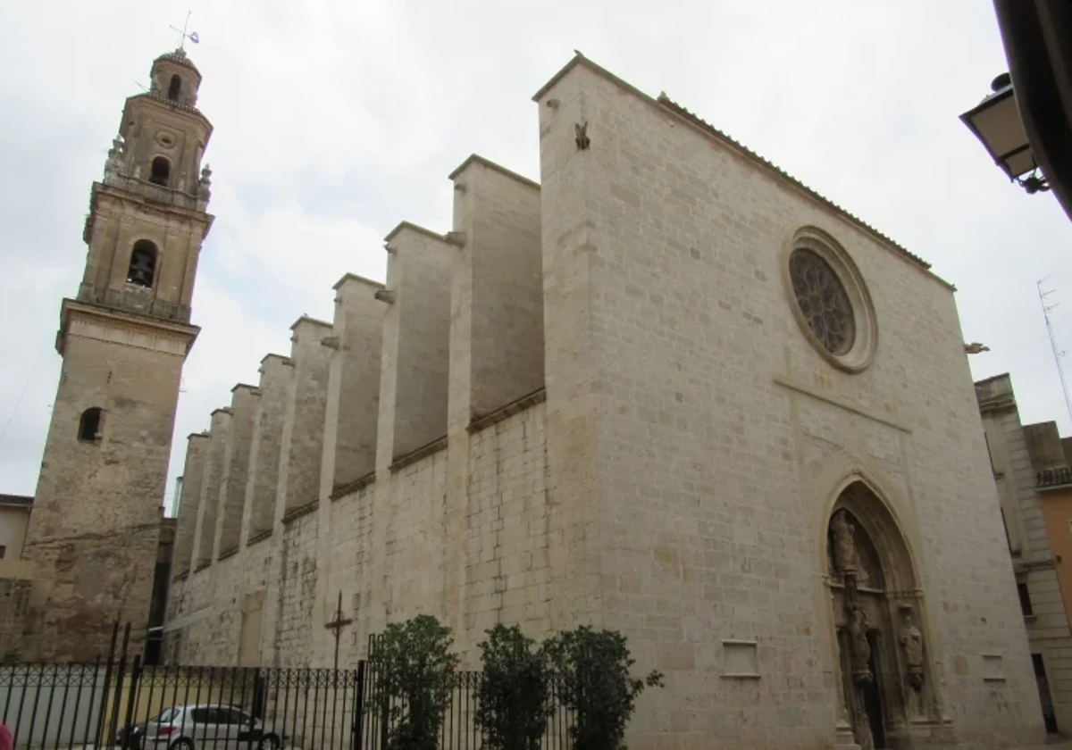 Imagen de archivo del exterior de la seo de la Colegiata de Gandía