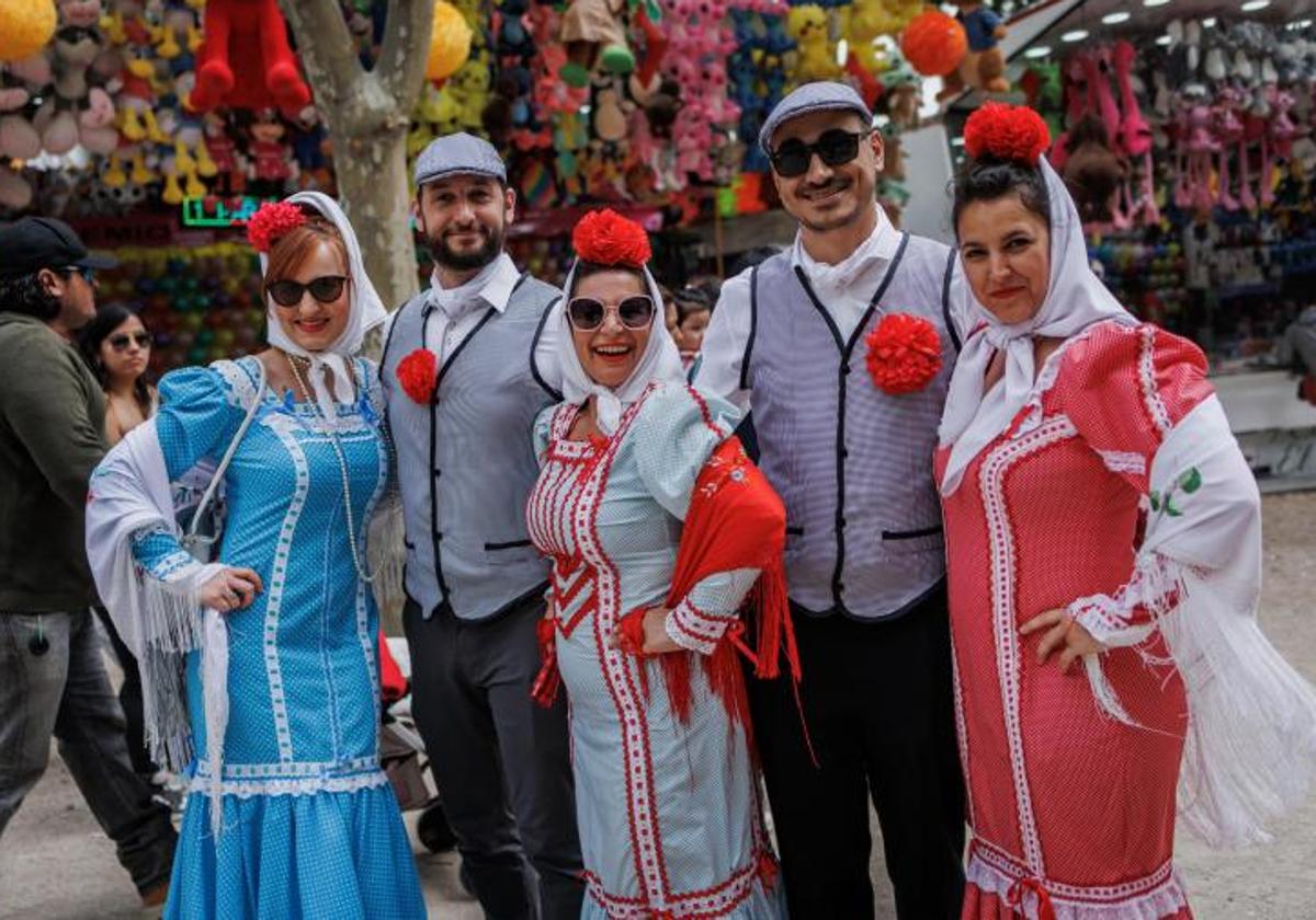 Cuánto dinero cuesta un traje completo de chulapa para las Fiestas de San Isidro en Madrid