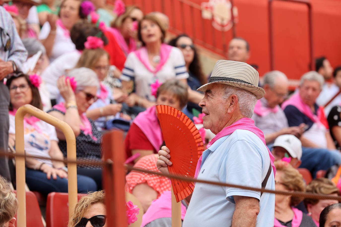 Las mejores fotos de la becerrada de homenaje a la afición cordobesa
