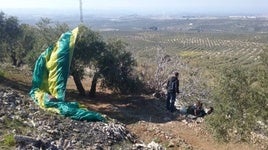 Herido un hombre tras caer de un parapente cuando despegaba en un paraje de Chinchilla