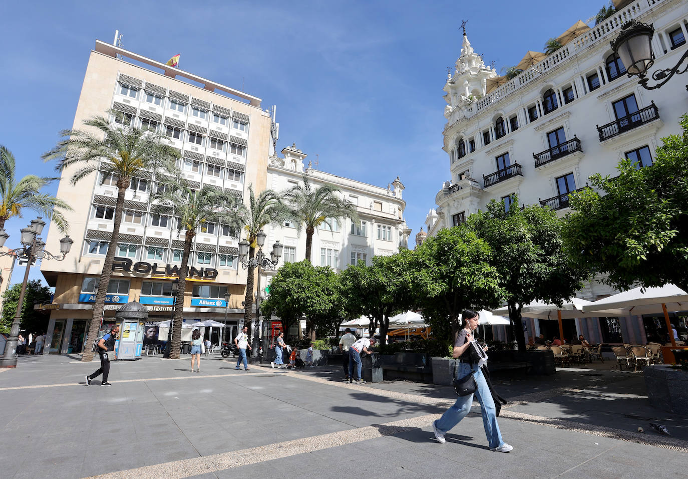 Fotos: la nueva plaza de Las Tendillas, al detalle tras cumplir 25 años