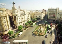 La plaza de Las Tendillas cumple 25 años de la última reforma que cambió su imagen