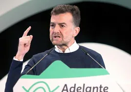 Antonio Maíllo será el nuevo líder de Izquierda Unida tras la salida de Alberto Garzón