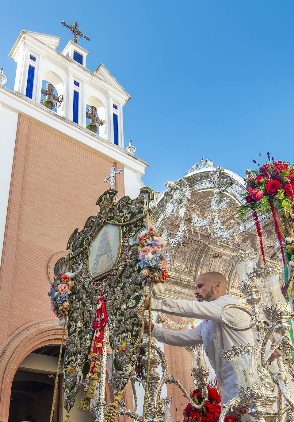 La Hermandad del Cerro inicia su peregrinación este miércoles a la aldea del Rocío 