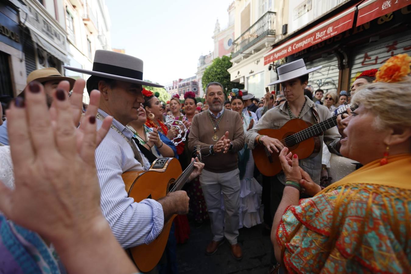 Salida de la Hermandad de Sevilla-El Salvador en su peregrinación a la Aldea del Rocío