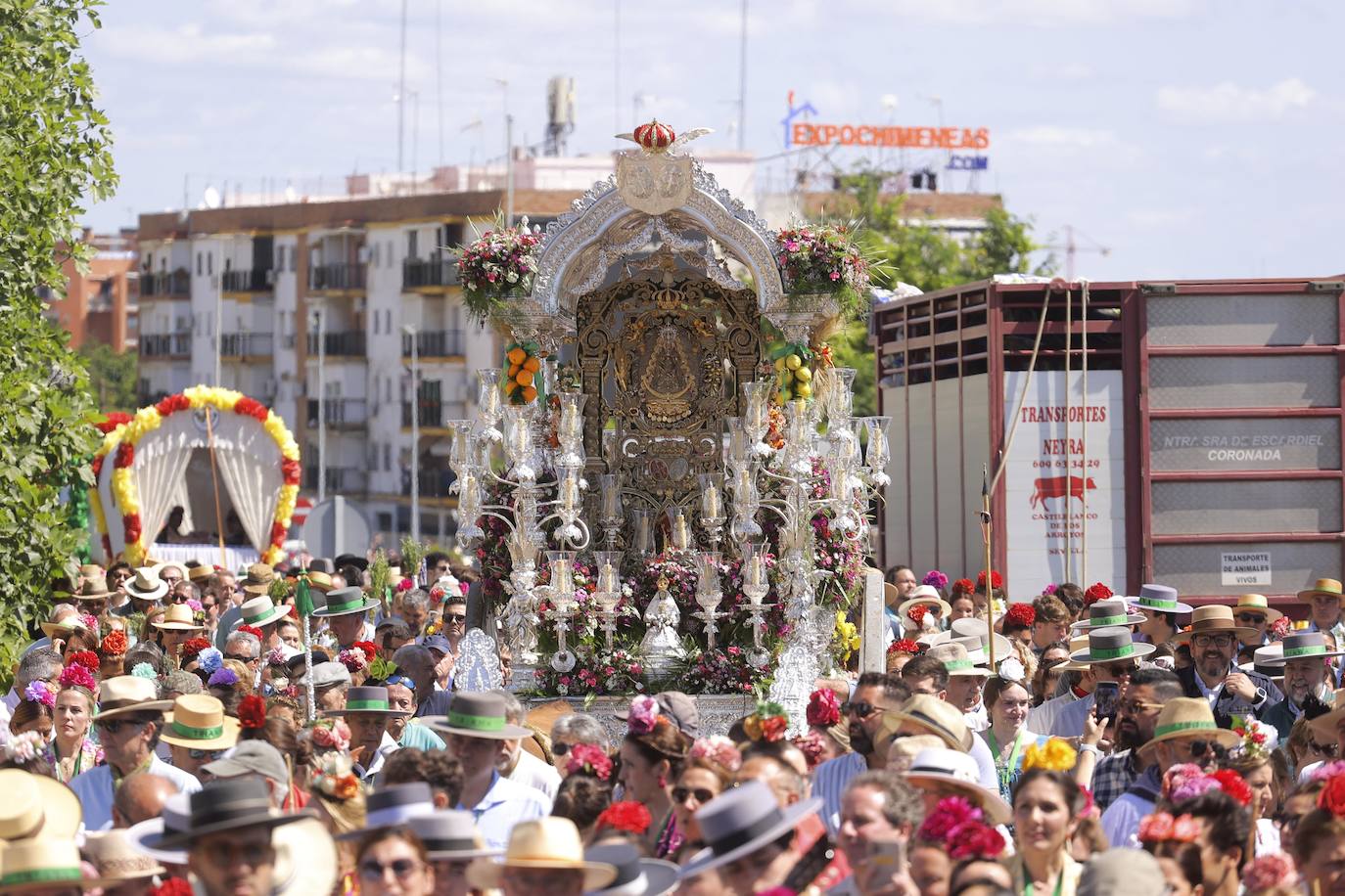 La Hermandad del Rocío de Triana inicia hoy miércoles su peregrinación a la aldea