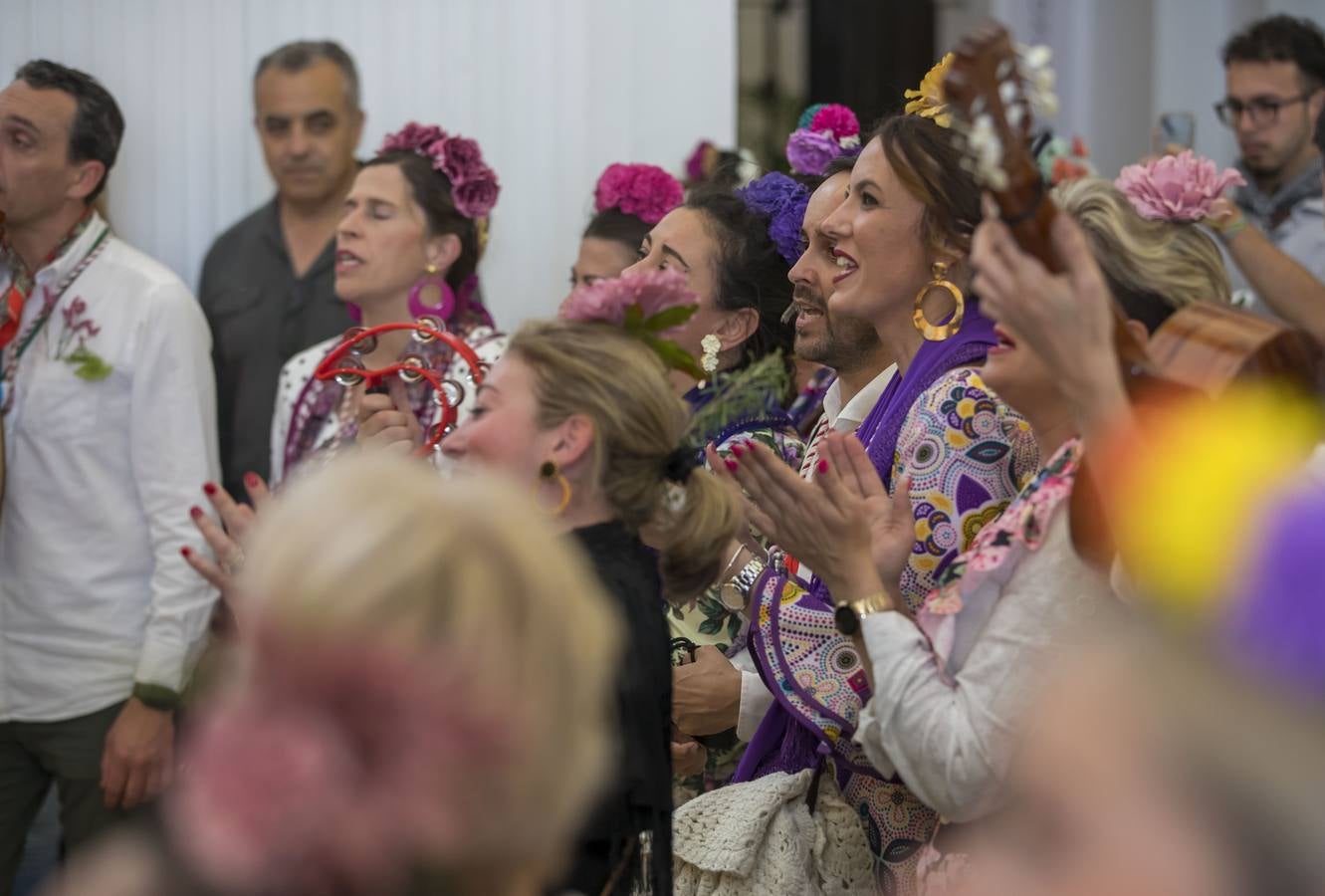 La presentación de las hermandades filiales ante la Blanca Paloma en el Rocío 2024