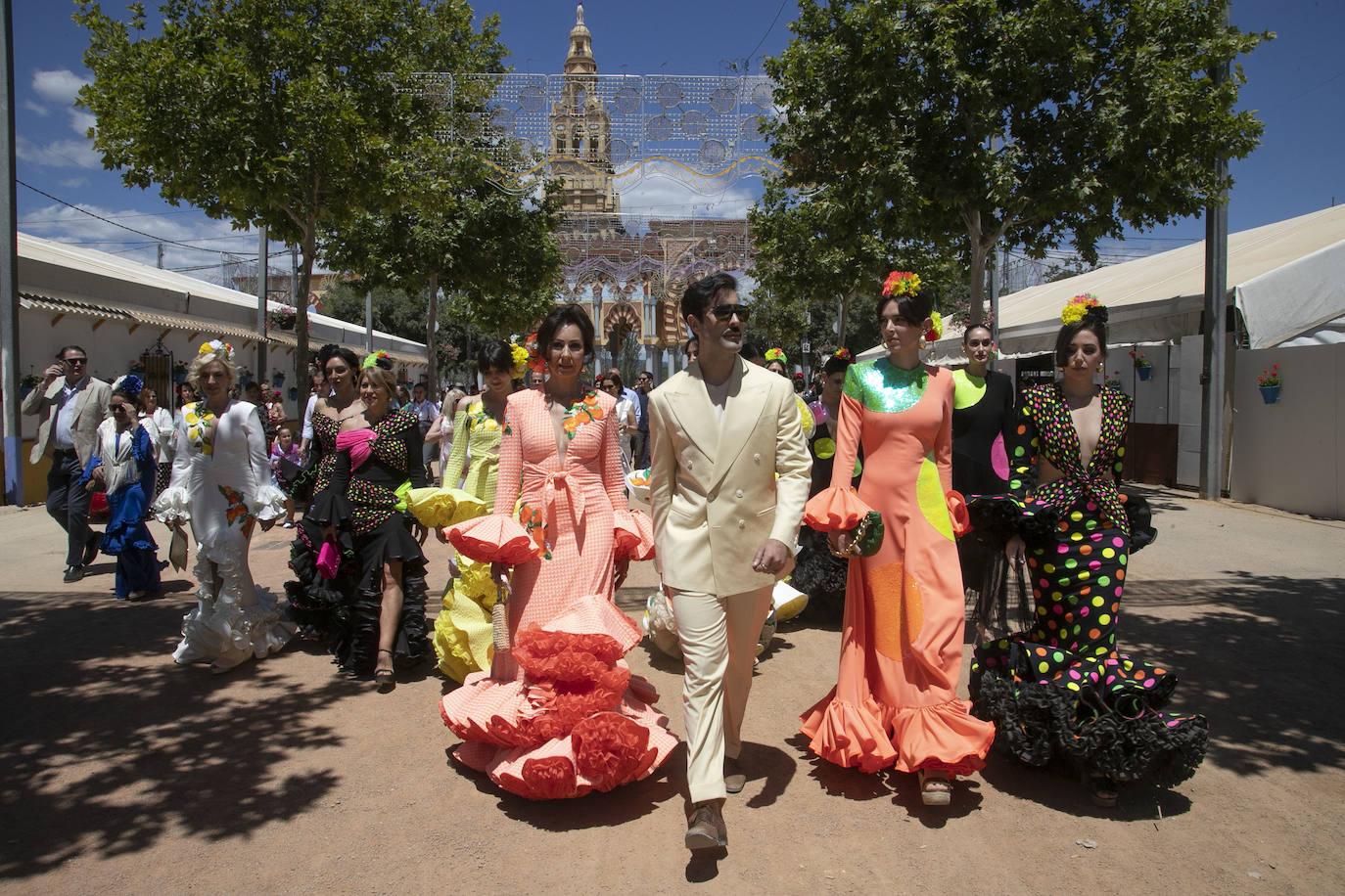 Fotos: El Arenal abarrotado en el primer sábado de la Feria de Córdoba
