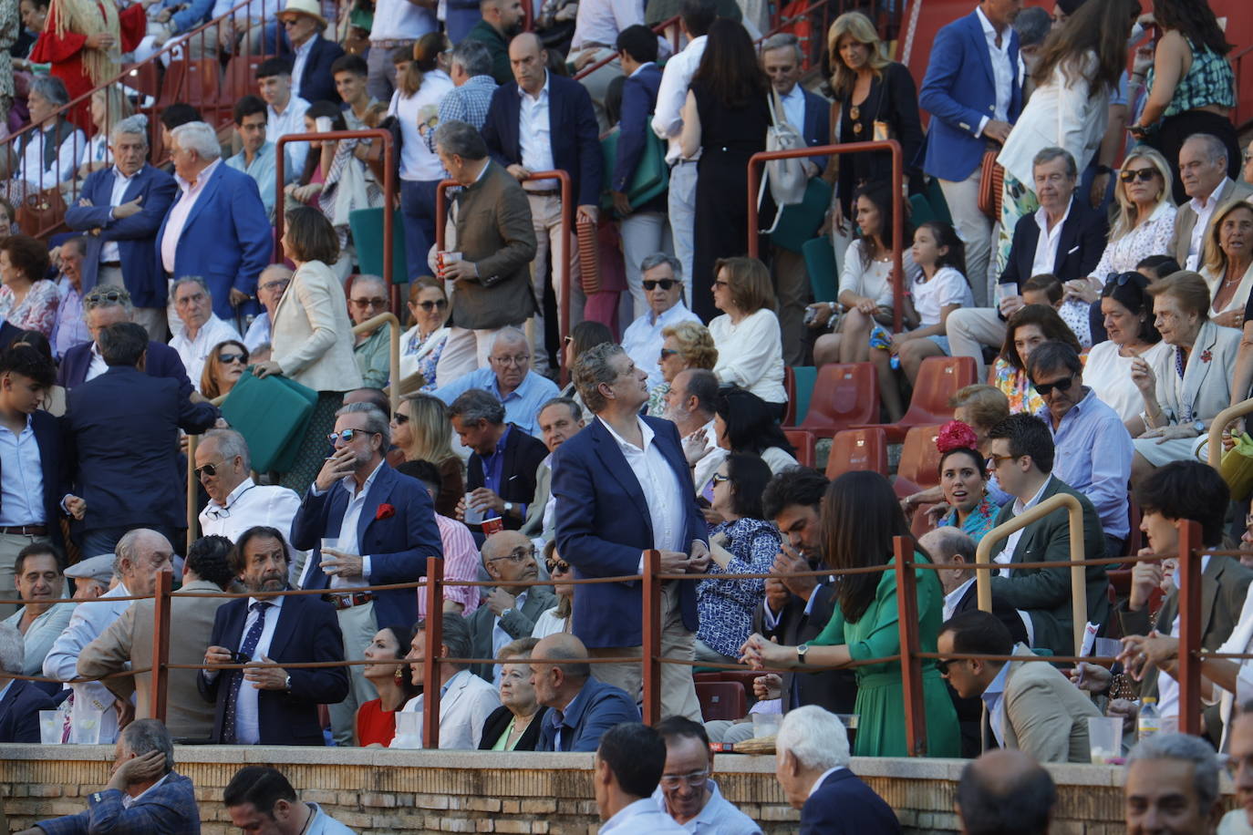 Fotos: los destellos de Ventura y Román en la primera corrida de Feria de Córdoba