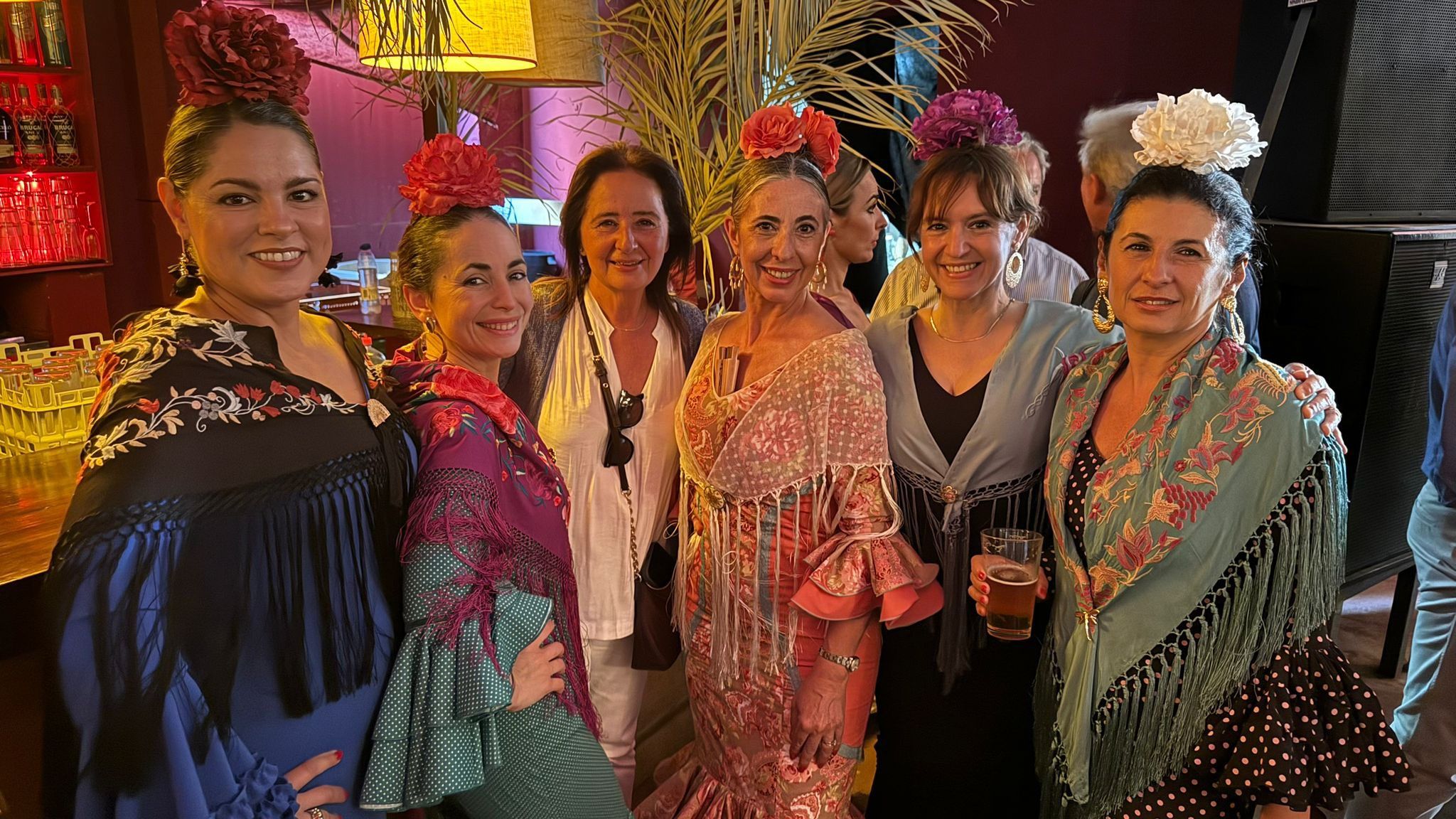 Las imágenes del ambiente en las casetas el domingo de la Feria de Córdoba (I)