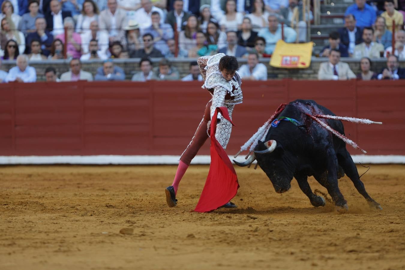 Fotos: el rotundo triunfo de Roca Rey en la última corrida de la Feria de Córdoba