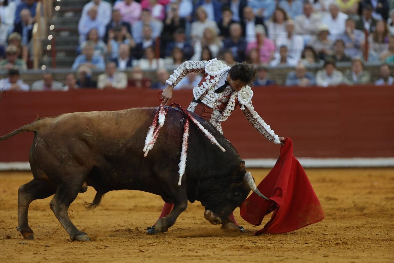 Fotos: el rotundo triunfo de Roca Rey en la última corrida de la Feria de Córdoba