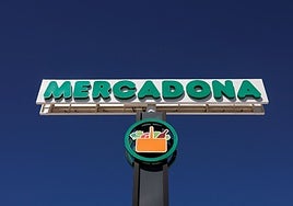 Mercadona busca universitarios para nuevos empleos de 6.700 euros de sueldo con alguna de estas titulaciones