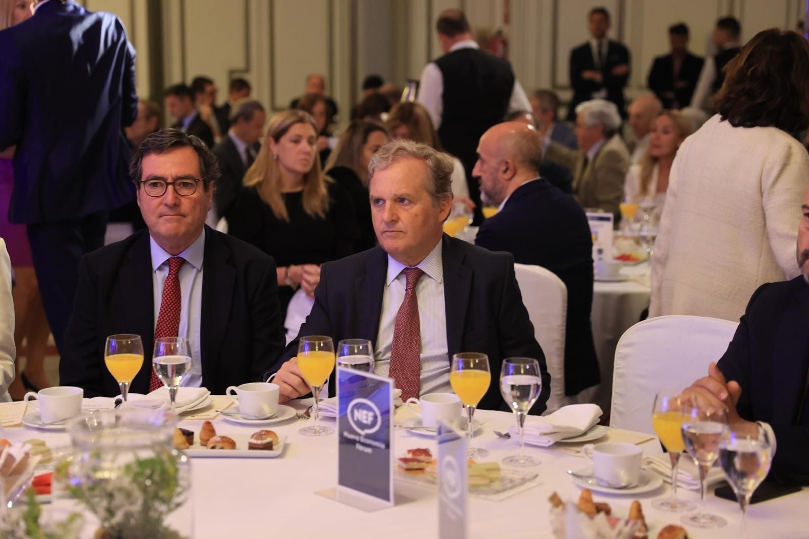 Antonio Garamendi, presidente de la CEOE, e Ignacio Ybarra, presidente de Vocento