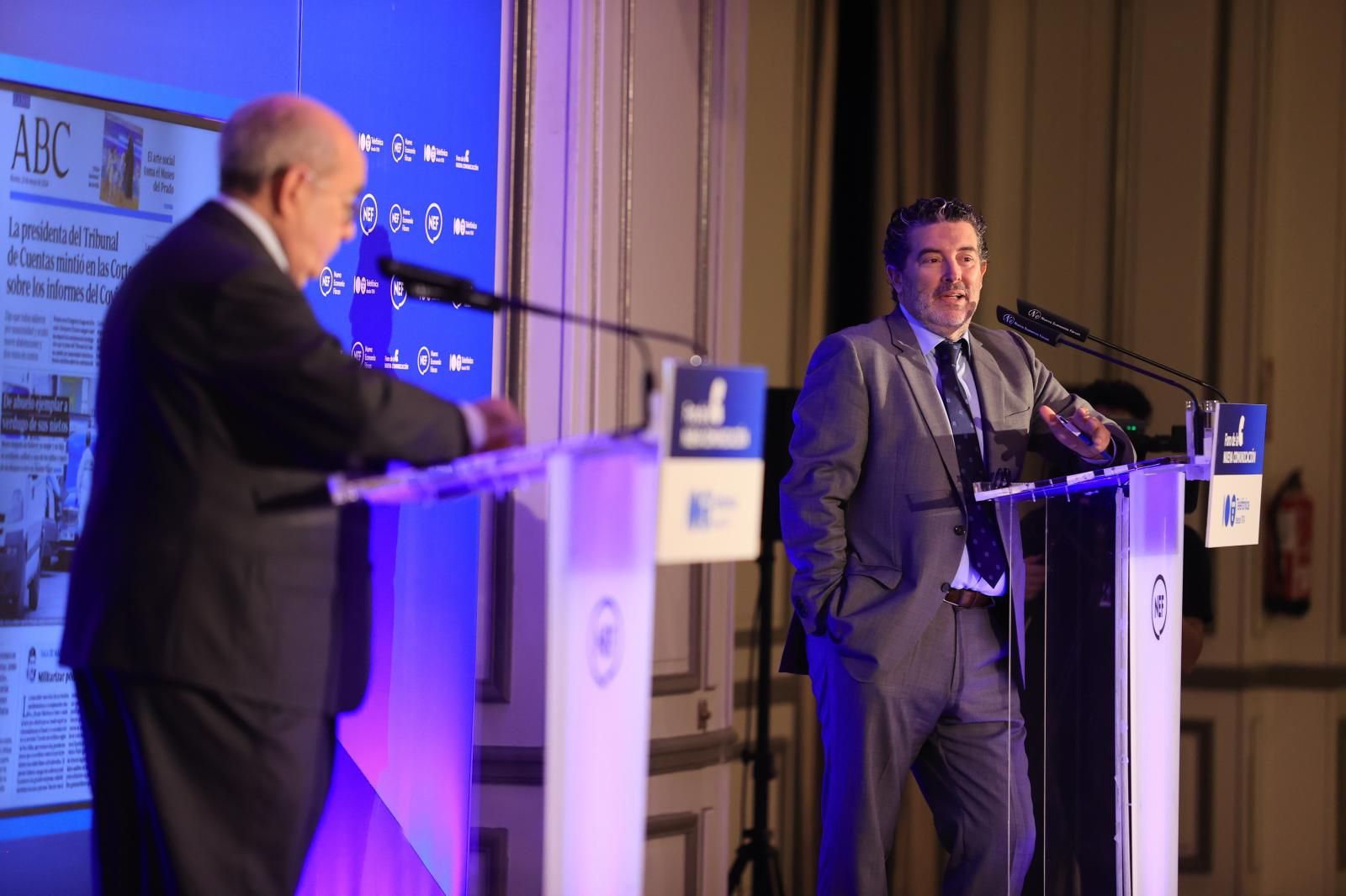José Luis Rodríguez, presidente de la Nueva Economía Fórum (NEF) y Julián Quirós, director de ABC