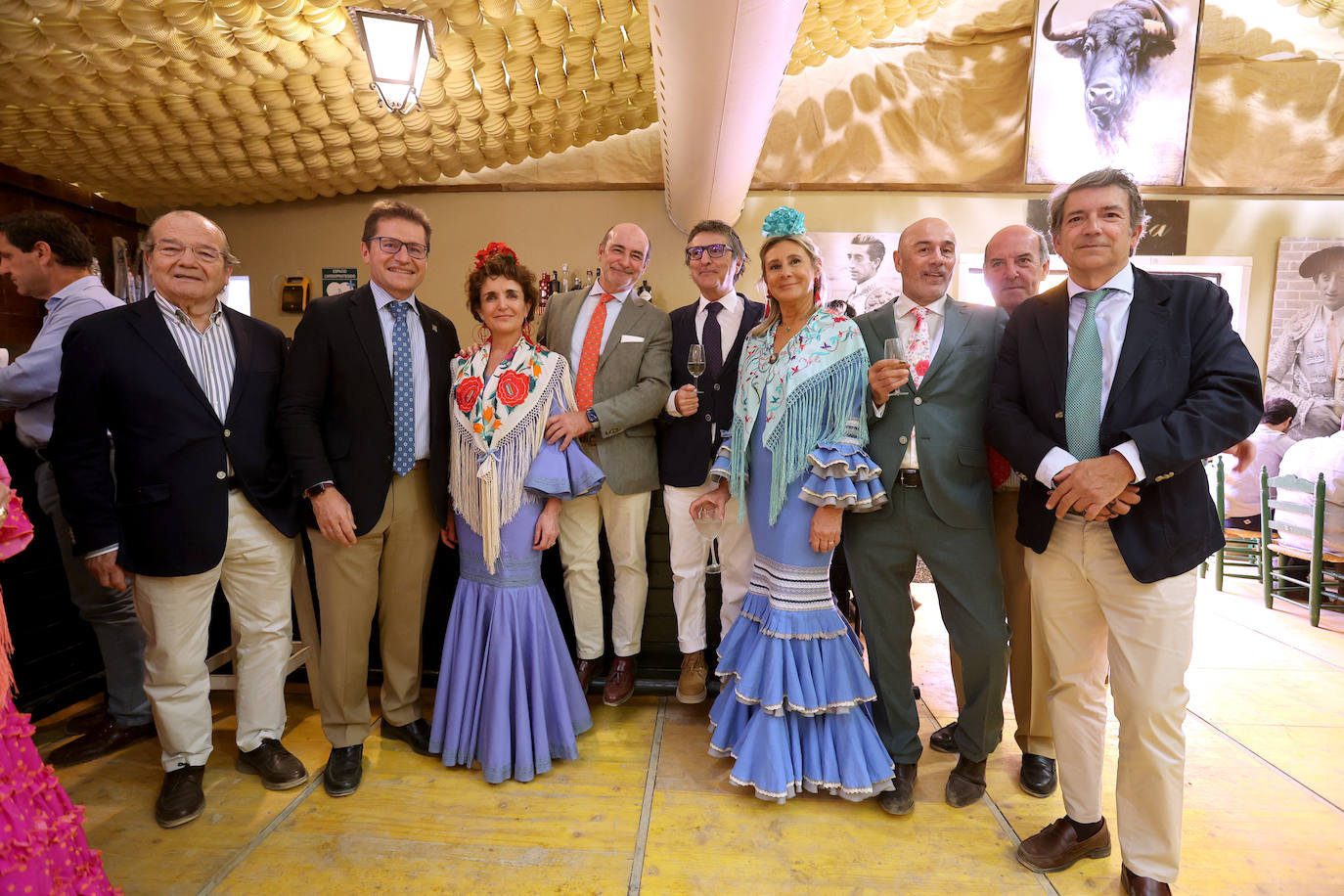 Las imágenes del ambiente en las casetas este martes en la Feria de Córdoba (I)