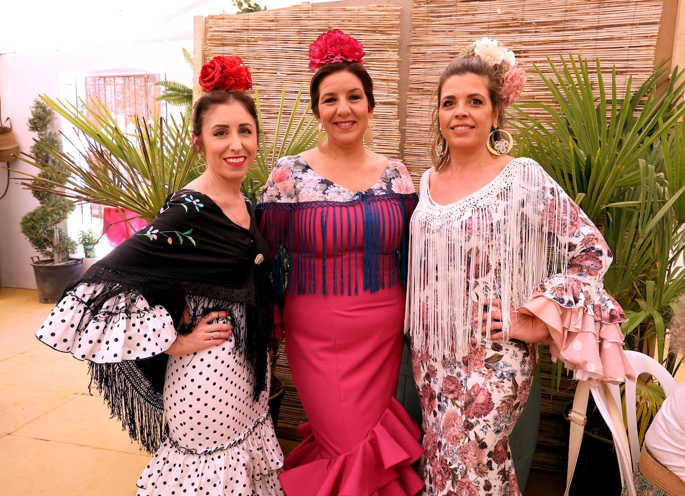 Las imágenes del ambiente en las casetas este martes en la Feria de Córdoba (I)