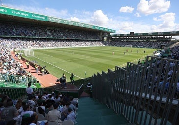 La 'Champions Burguer' completará la 'Fan Zone' del Córdoba CF del Arenal en el play off