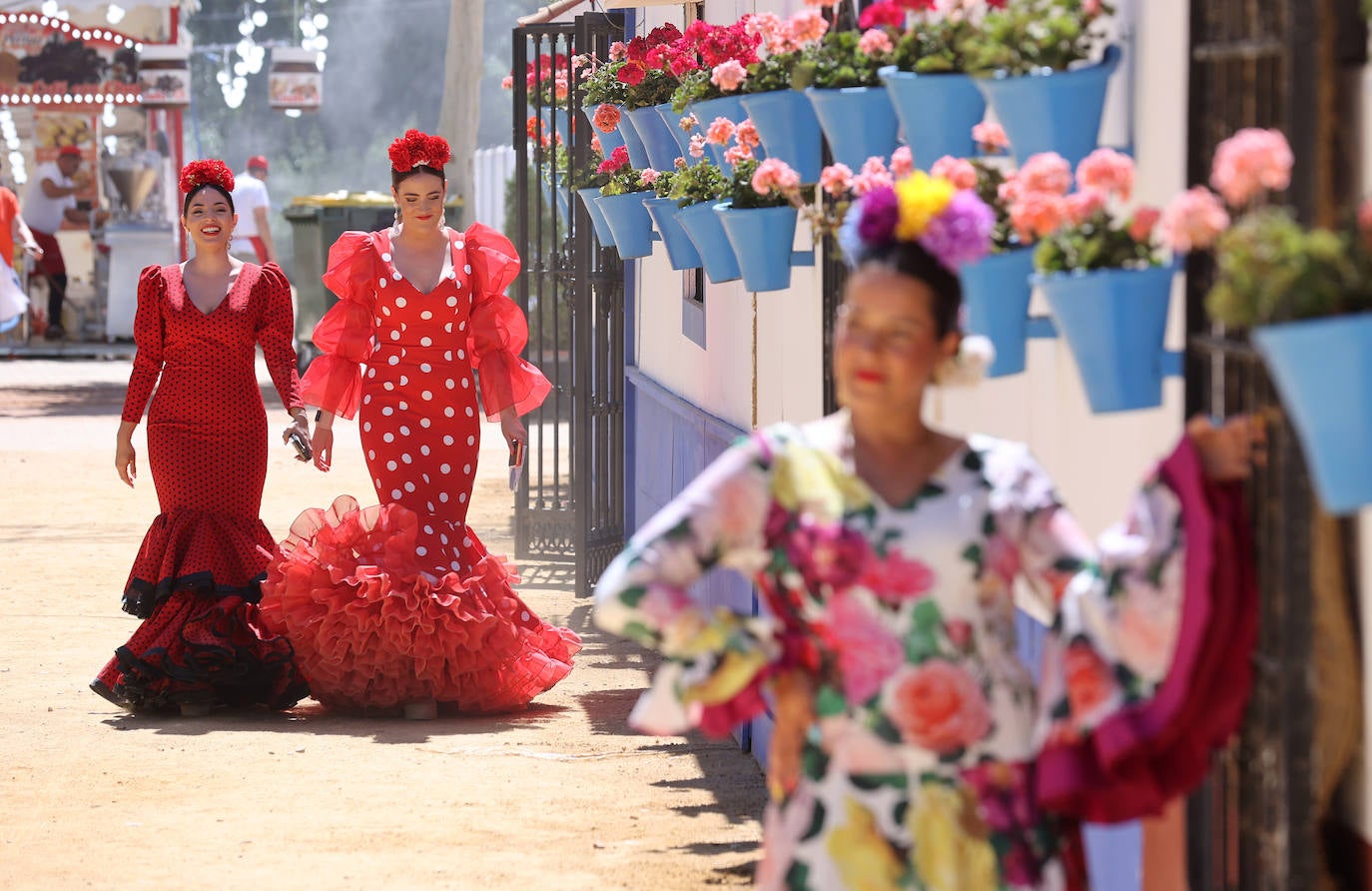 Fotos: ambiente de gala en el Arenal en el miércoles de la Feria de Córdoba