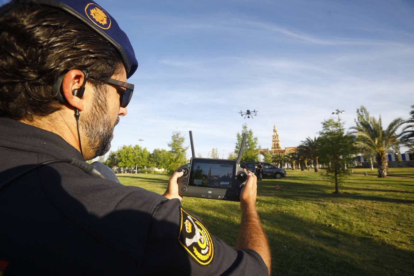 Fotos: La brillante exhibición de drones de la Policía Nacional en la Feria de Córdoba