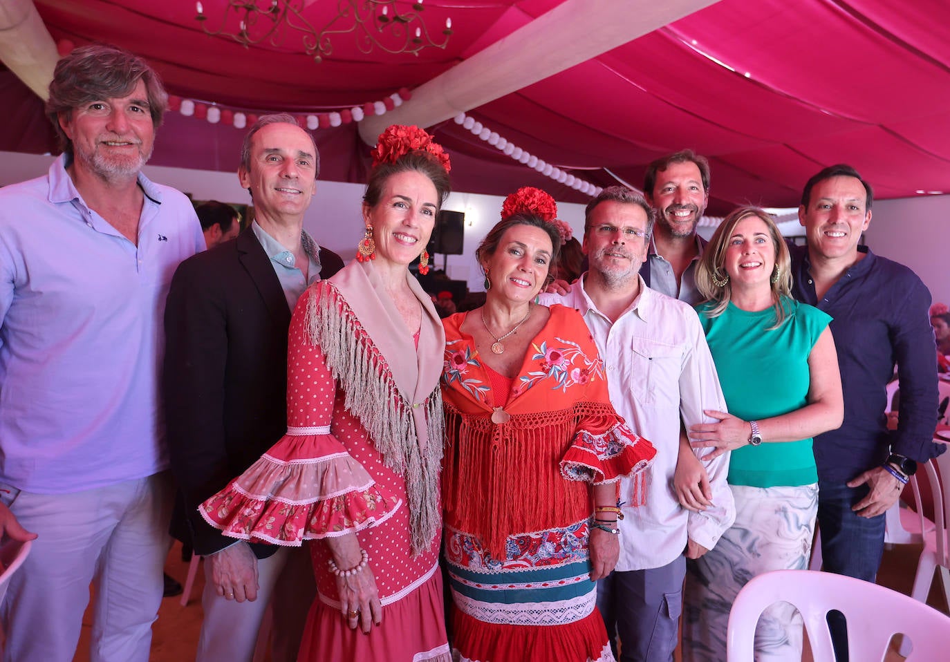 Las imágenes del ambiente en las casetas este miércoles en la Feria de Córdoba (II)