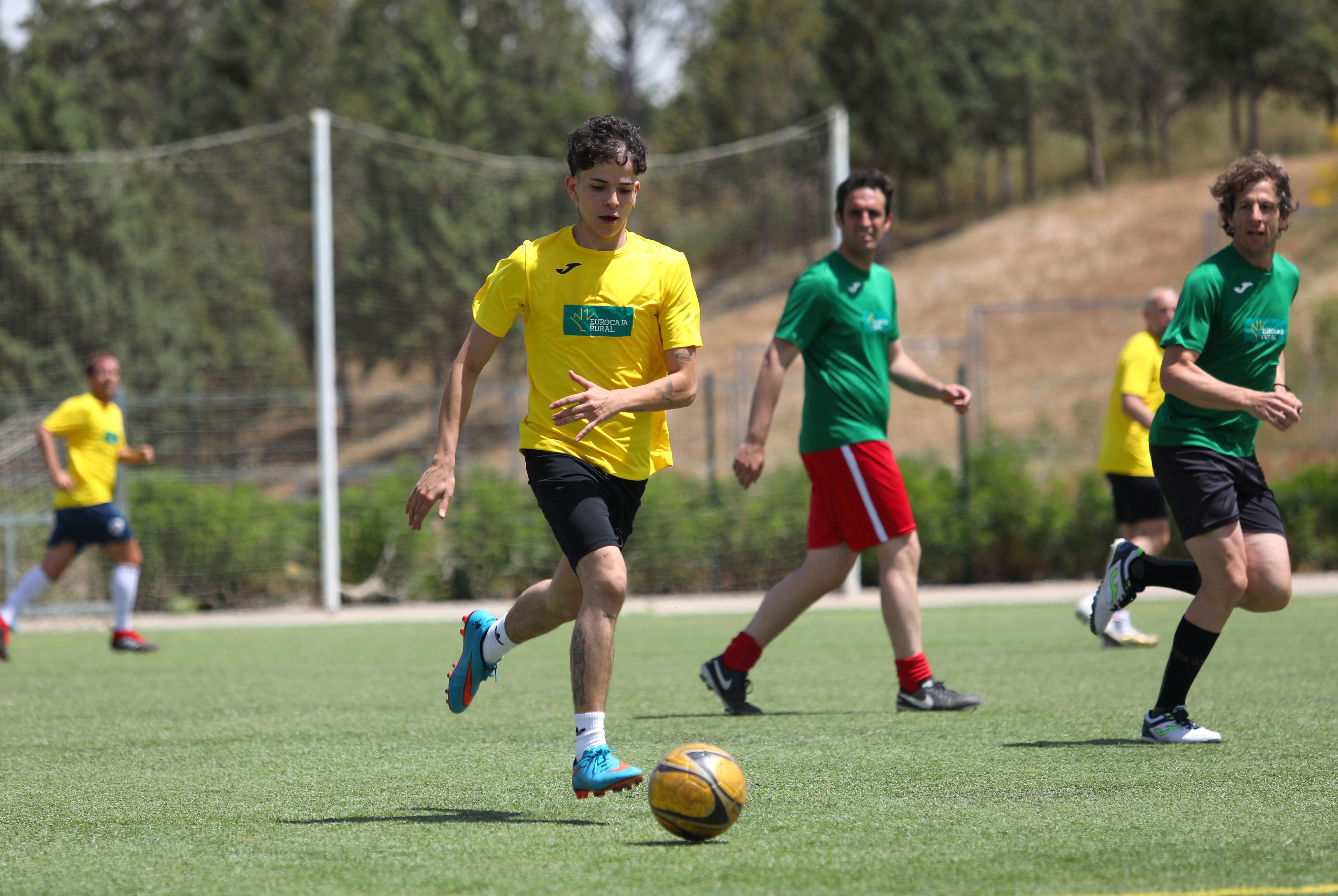 Los periodistas vencen el triangular benéfico de fútbol pre Corpus organizado por Europa Press