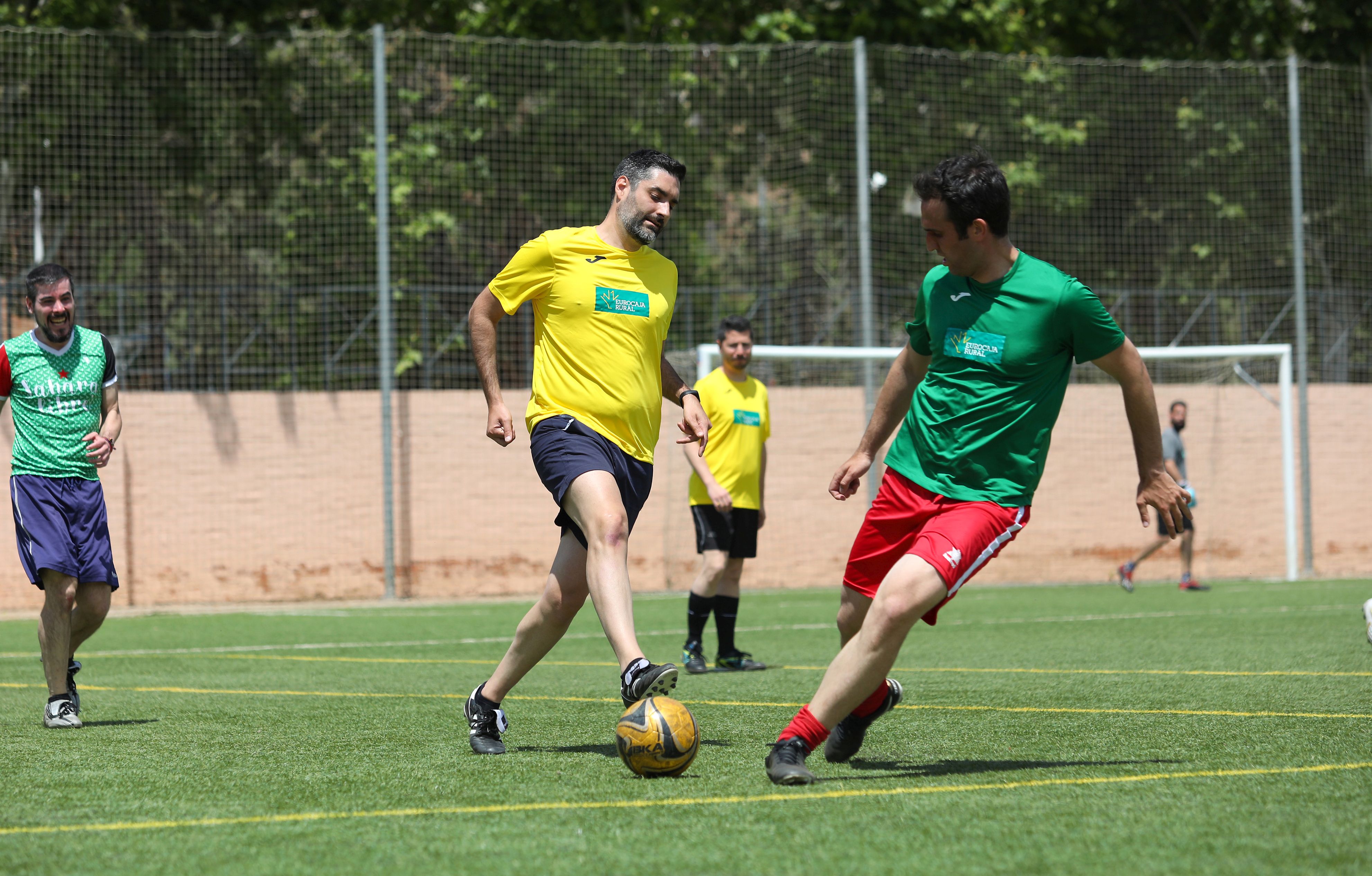 Los periodistas vencen el triangular benéfico de fútbol pre Corpus organizado por Europa Press
