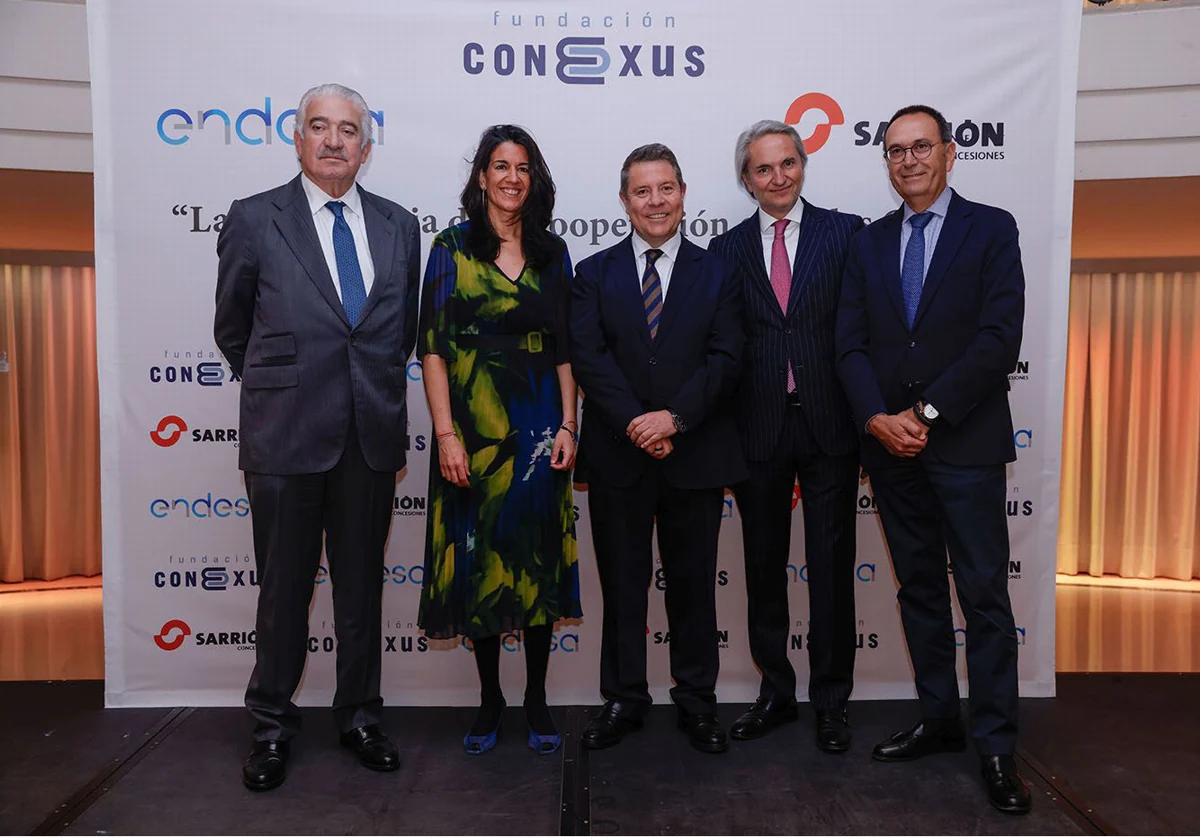 Page se compromete ante Conexus a que el corredor Madrid-Valencia sea el primer eje de electromovilidad de España