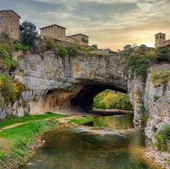 Un pueblo medieval con piscinas naturales, entre los 'más bonitos de España'