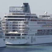 El Ayuntamiento de Barcelona negocia con el puerto de la ciudad la limitación de cruceros