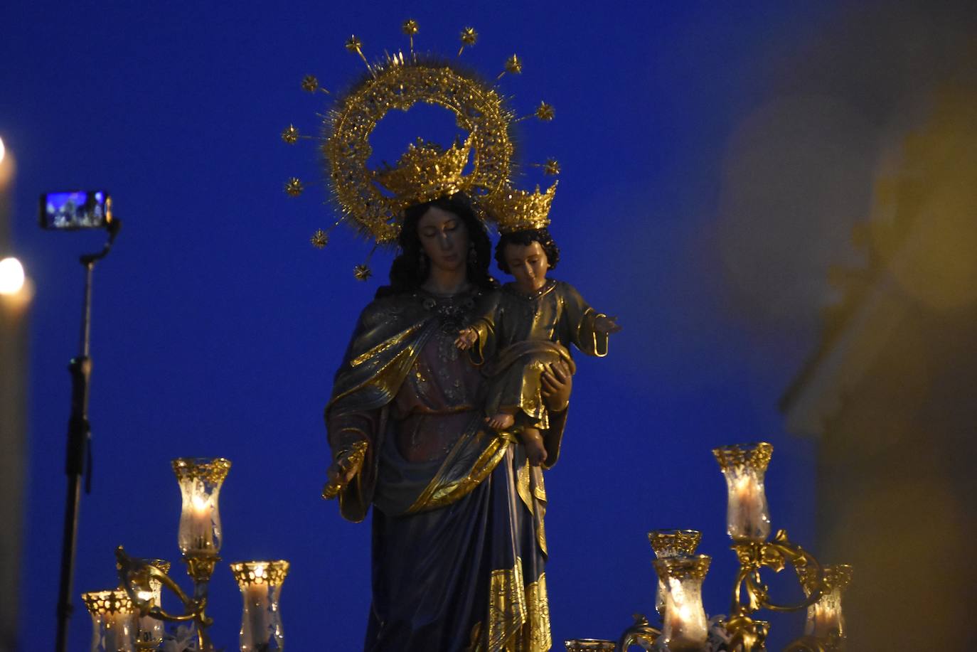 Fotos: La alegre procesión de María Auxiliadora por Córdoba