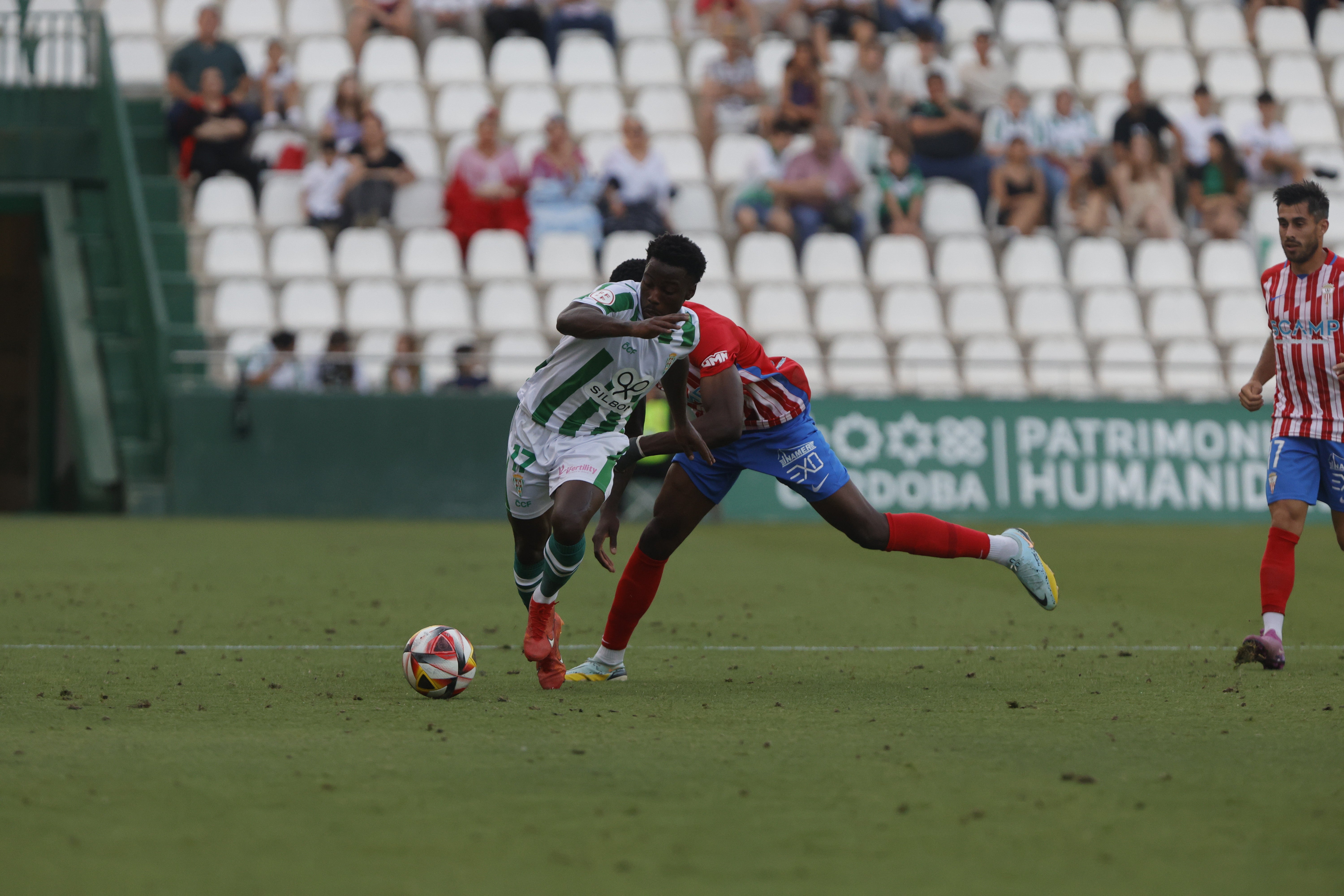 Fotos: la rápida victoria del Córdoba CF ante el Algeciras