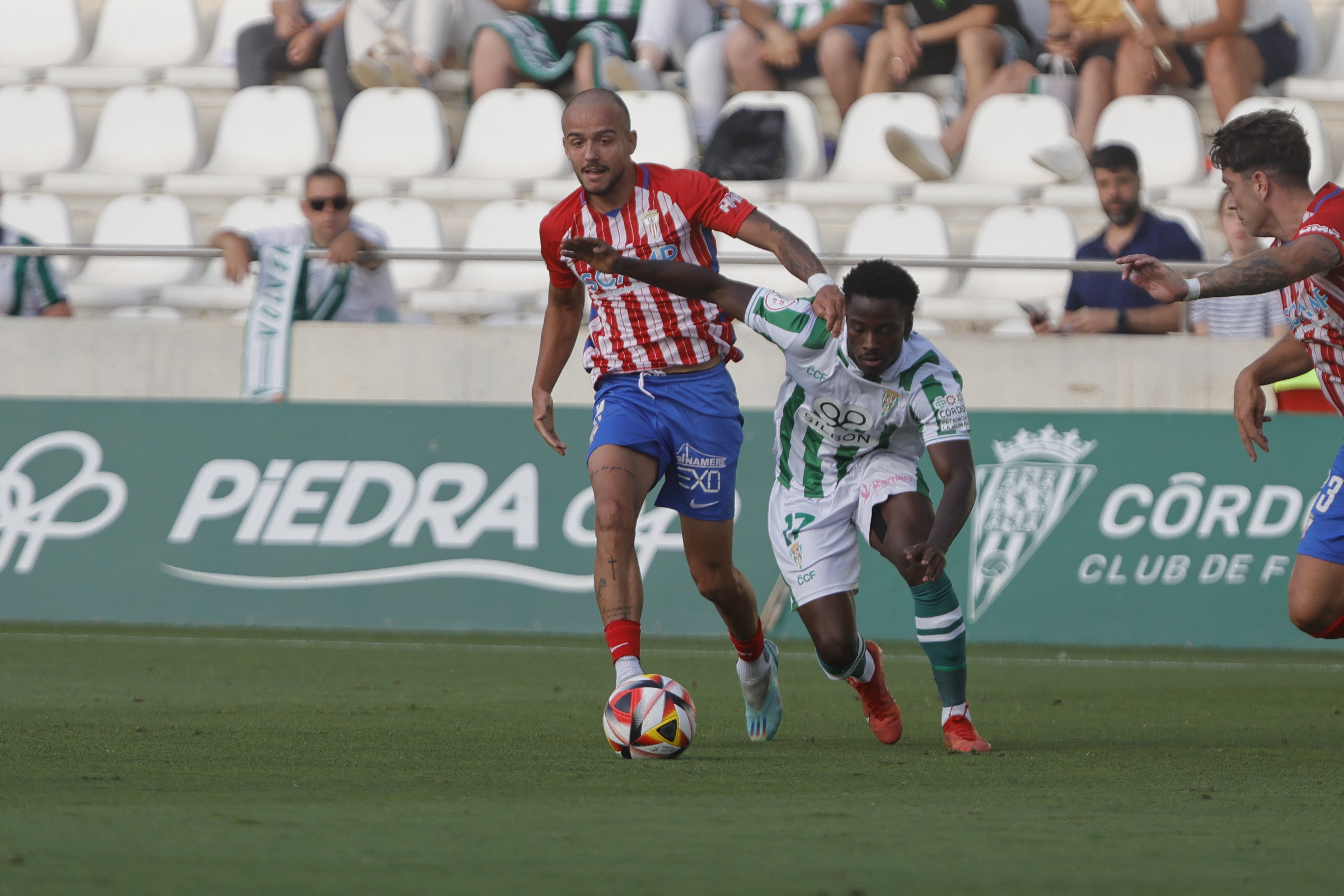 Fotos: la rápida victoria del Córdoba CF ante el Algeciras