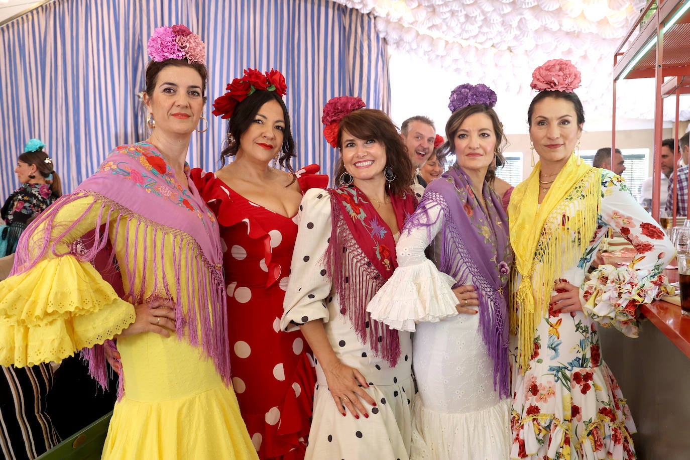 Las imágenes del ambiente este último sábado en las casetas de la Feria de Córdoba (II)