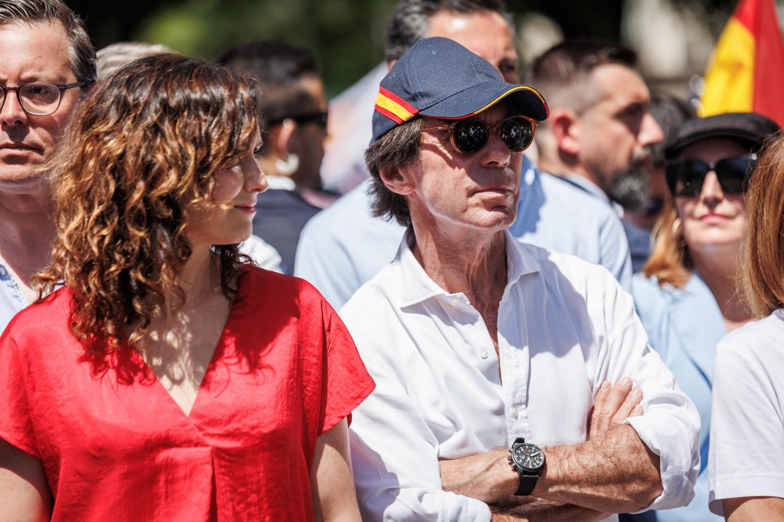 La manifestación del PP contra la ley de amnistía, en imágenes