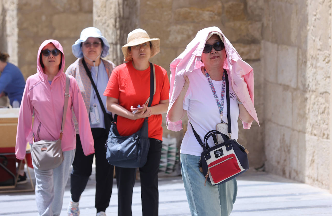 El primer arreón de calor de la temporada en Córdoba, en imágenes