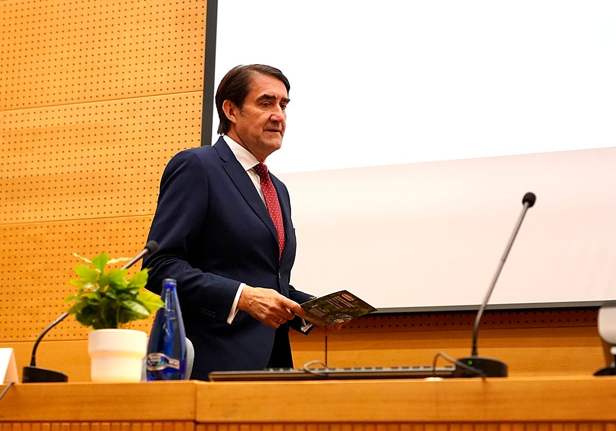 Suárez-Quiñones, este lunes en la Consejería de Medio Ambiente