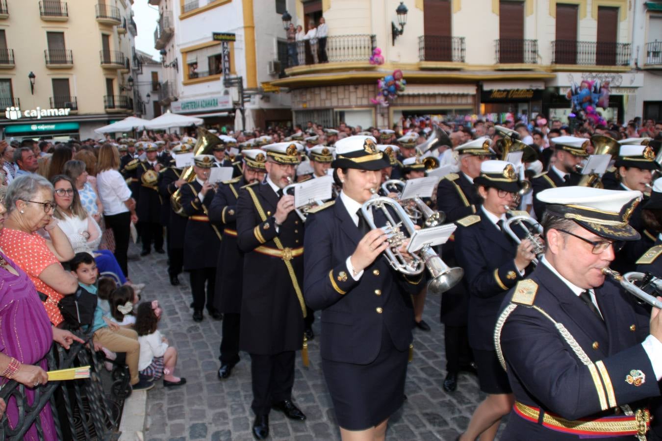 Fotos: el Nazareno vuelve a las calles abarrotadas de Priego de Córdoba