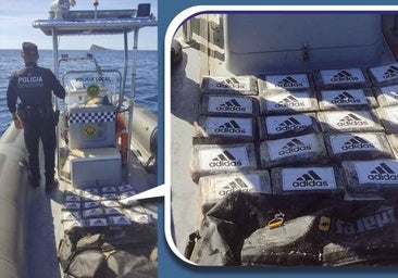 La Policía de Benidorm avisa al dueño de una bolsa con veinte kilos de cocaína flotando en la playa: «No tires cosas al mar»