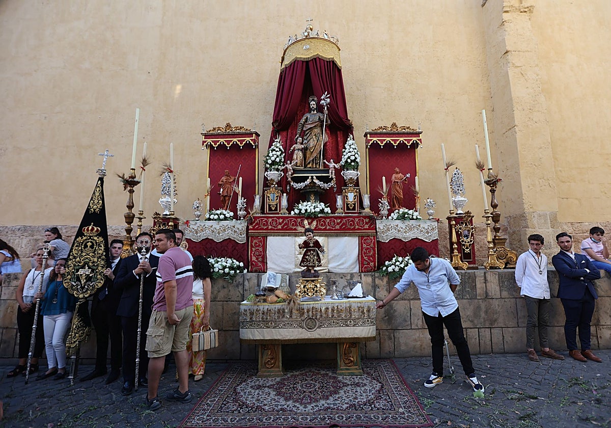 Altar de la hermandad del Amor, para la procesión del Corpus de 2022