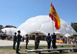 Valladolid rinde homenaje a la Bandera en la celebración del Día de las Fuerzas Armadas