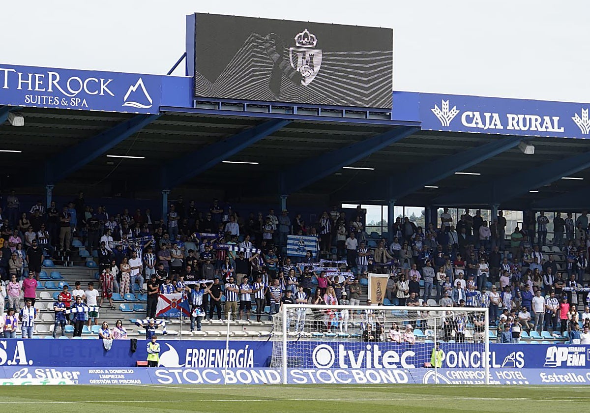 El estadio del Toralín, donde jugará el Córdoba la ida del play off de ascenso