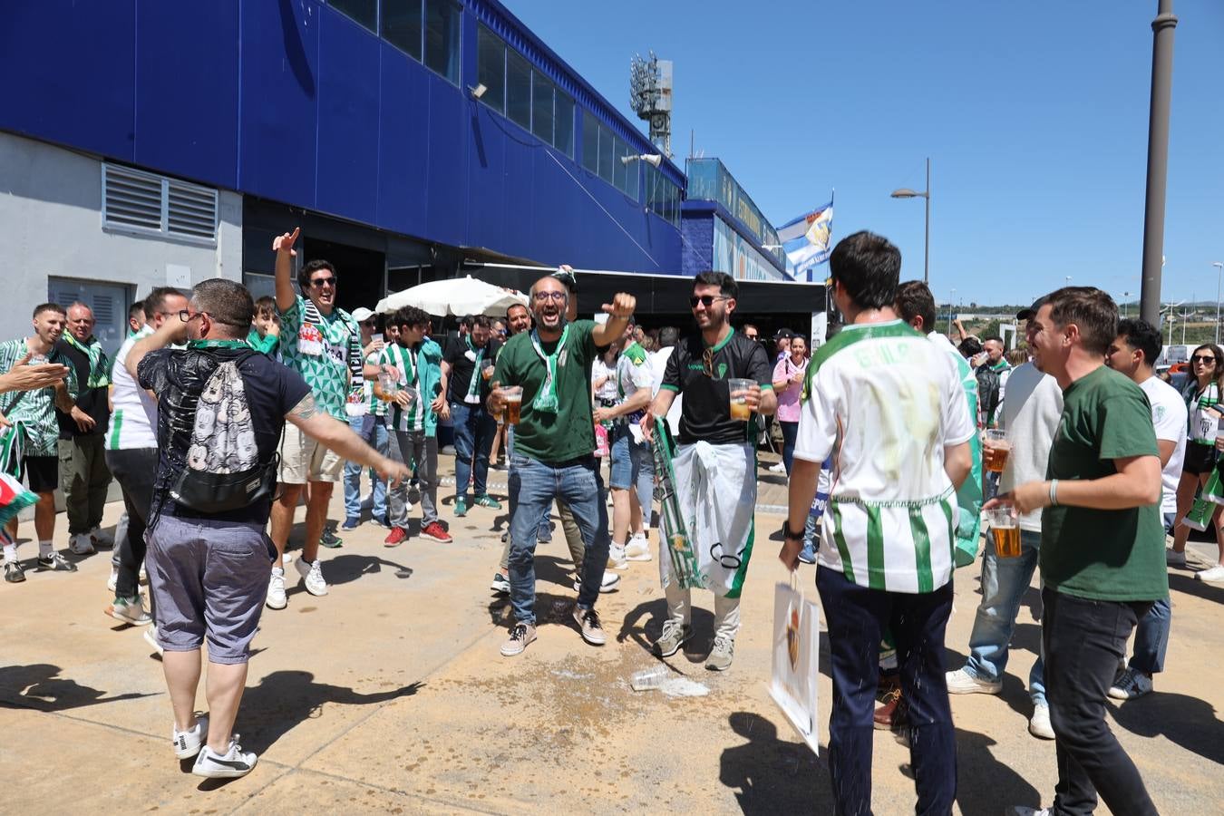 Las imágenes de la afición cordobesista en Ponferrada