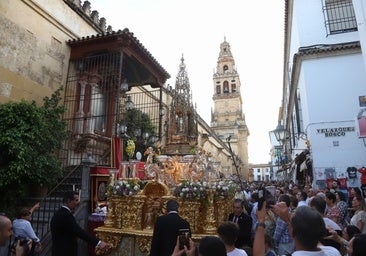 Fotos: La solemne y masiva procesión del Corpus