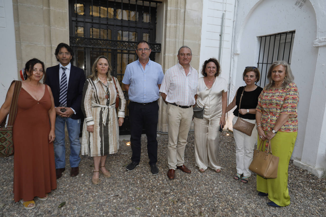 Carmen Poblado, Raúl Gómez, María Domínguez, Pedro Jurado, Eduardo Navarro, Lola Abadías, Dolores Salguero y María de Gracia Carrión