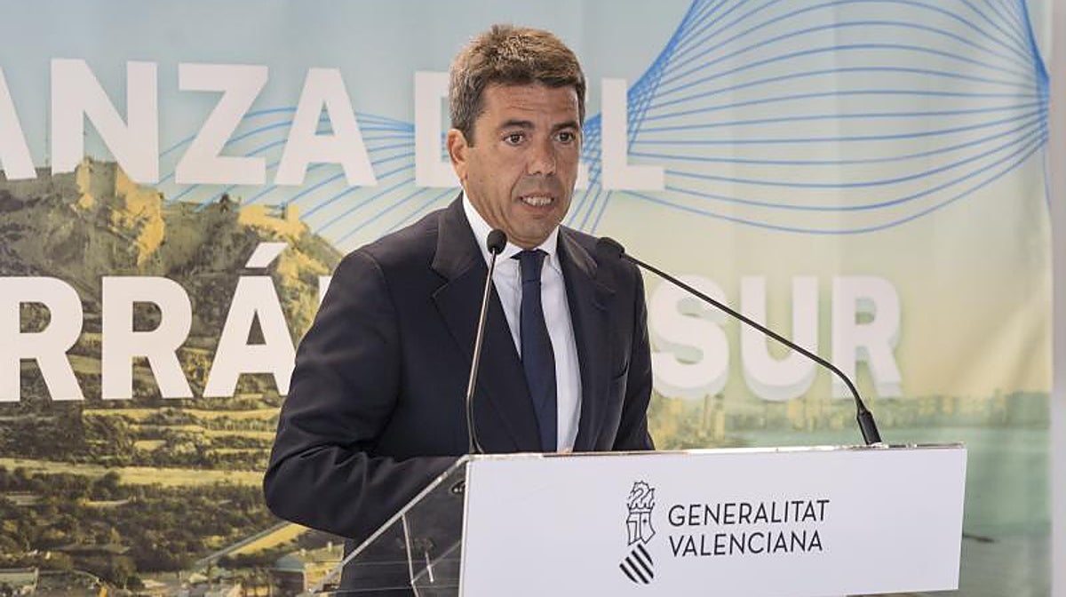 El presidente de la Generalitat Valenciana, Carlos Mazón, en un acto público con empresarios en Alicante.