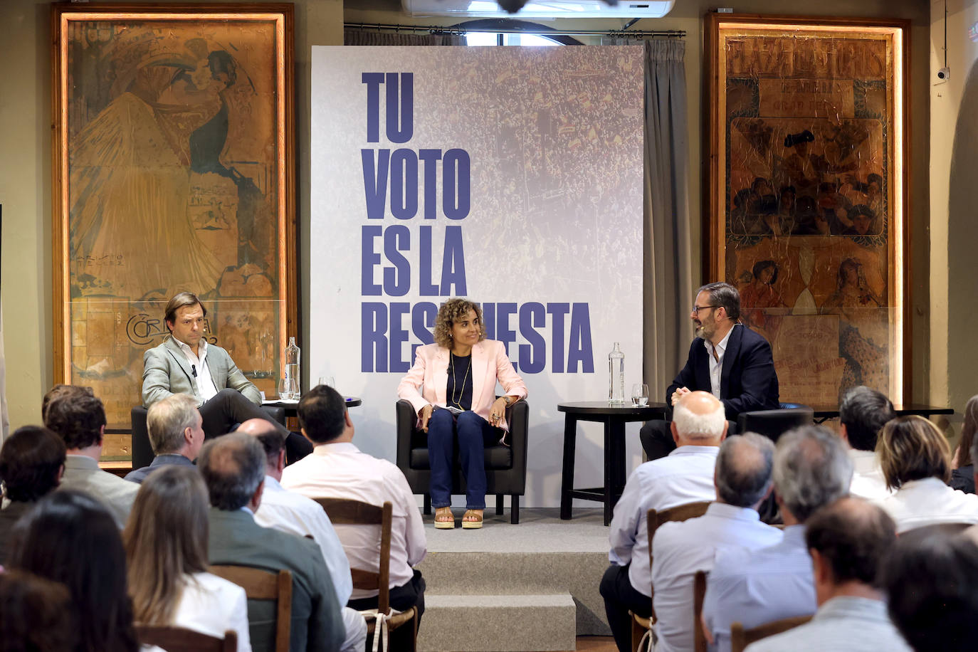 Las imágenes del foro agrario del PP con la candidata al 9J Dolors Montserrat